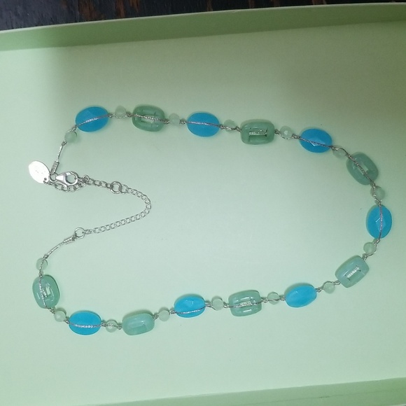 Blue & Green necklace. Wrapped in Sterling Silver. - Picture 2 of 4